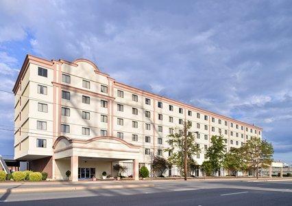 Quality Inn And Suites Conference Center Richmond Extérieur photo