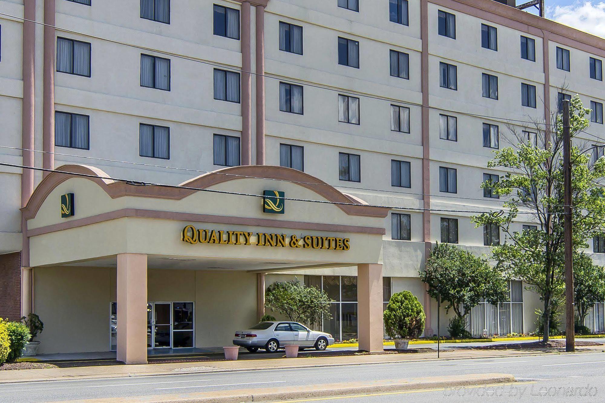 Quality Inn And Suites Conference Center Richmond Extérieur photo