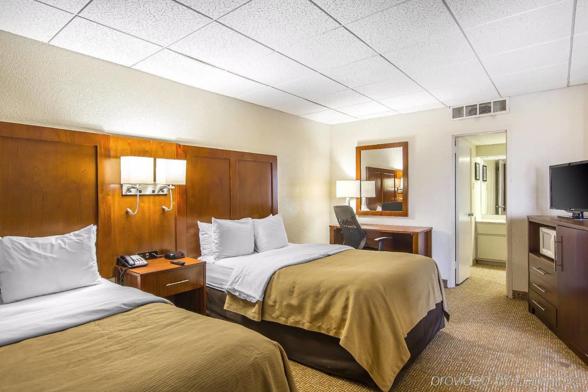 Quality Inn And Suites Conference Center Richmond Extérieur photo