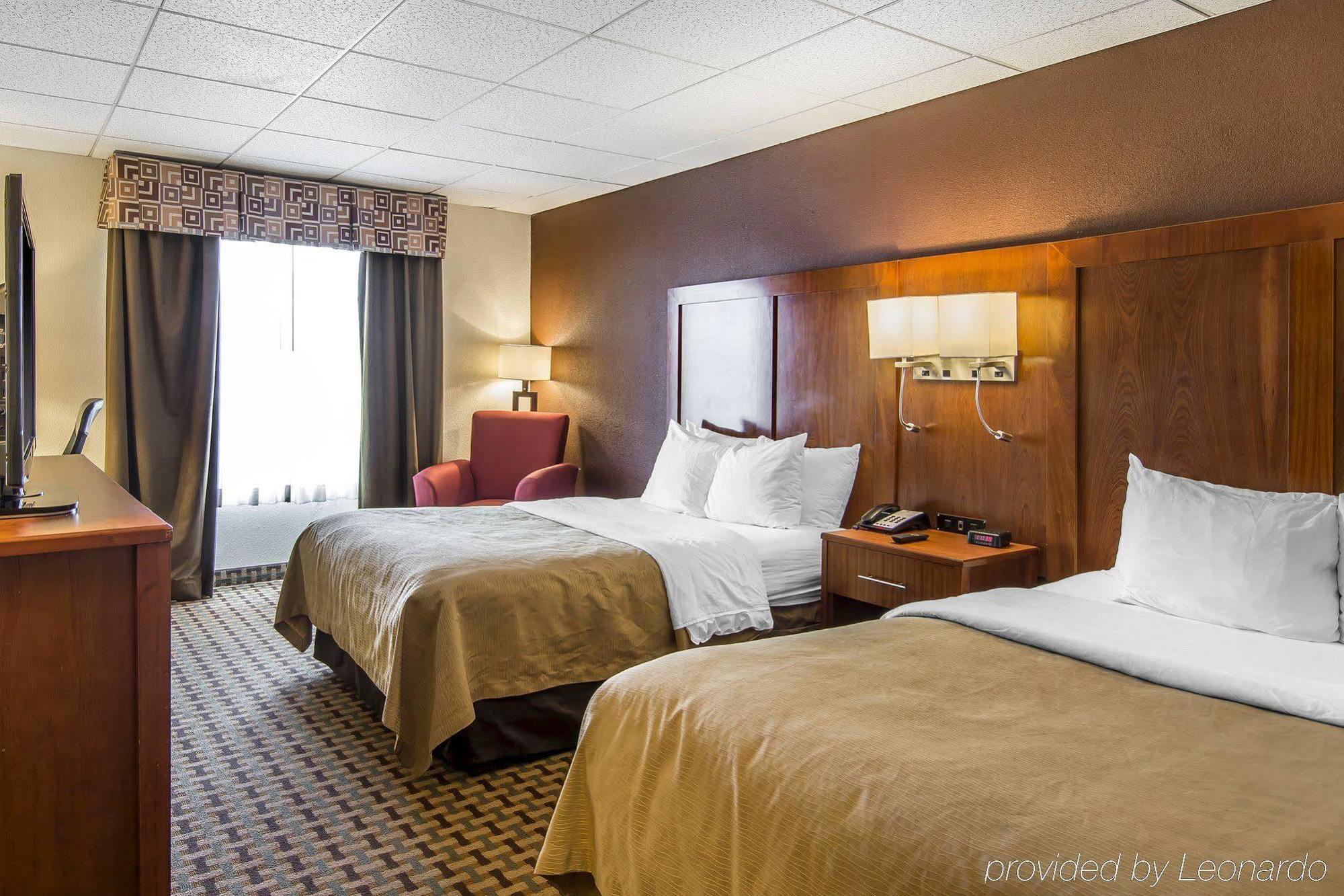 Quality Inn And Suites Conference Center Richmond Extérieur photo