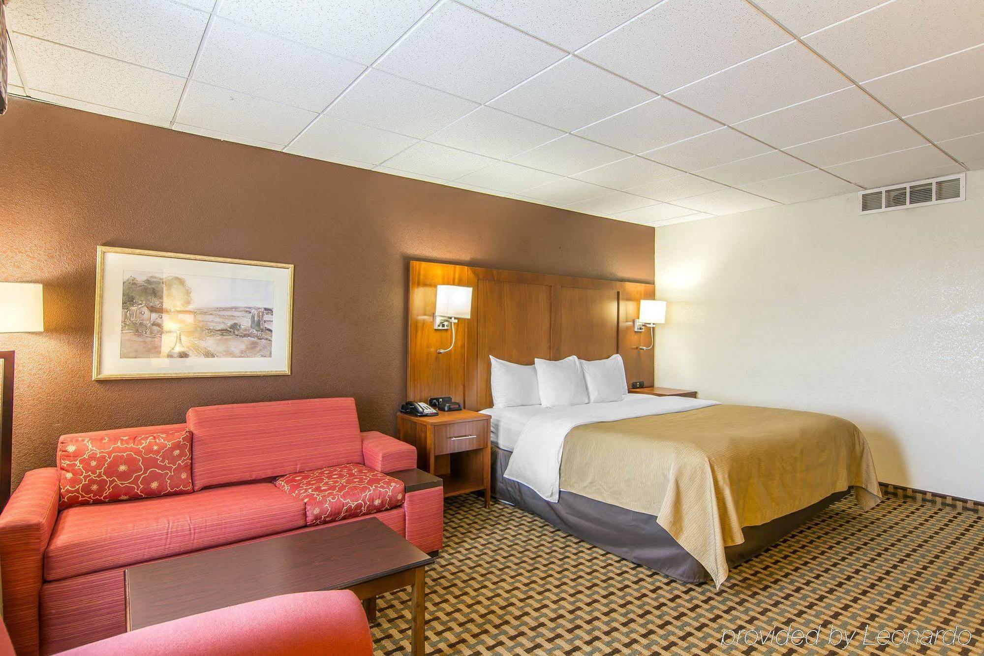 Quality Inn And Suites Conference Center Richmond Extérieur photo